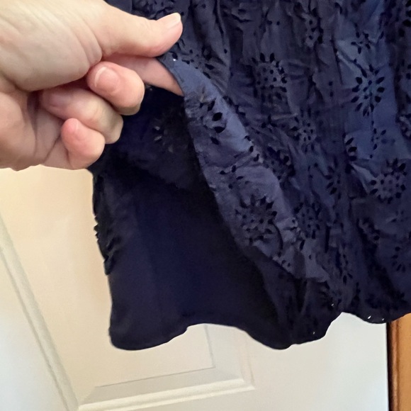 Aerie blue flower eyelet nylon running shorts. Size large - Picture 6 of 14